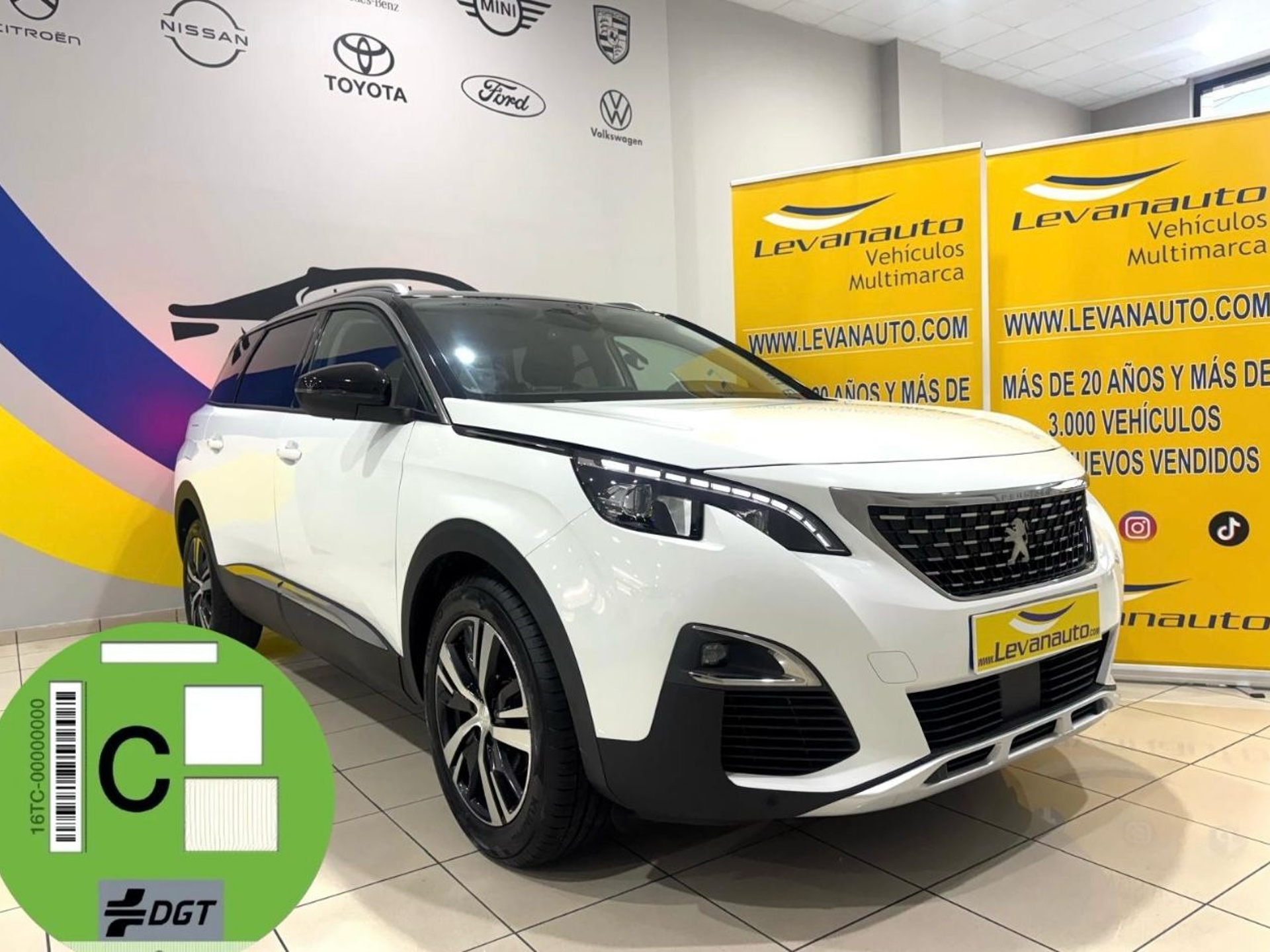 Imagen de PEUGEOT 5008