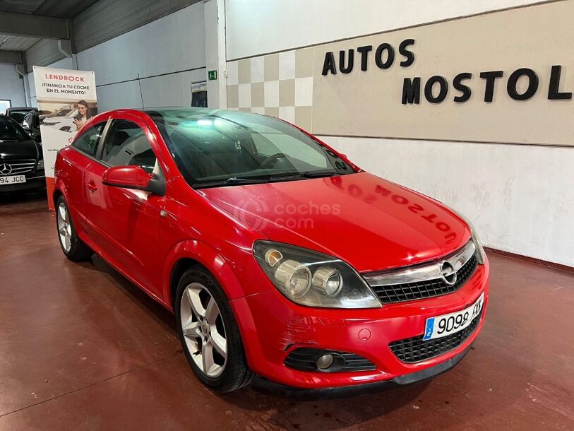 Foto del OPEL Astra GTC 1.7CDTi Enjoy