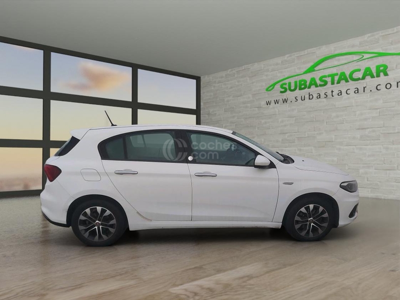 Foto del FIAT Tipo 1.4 T-Jet Mirror