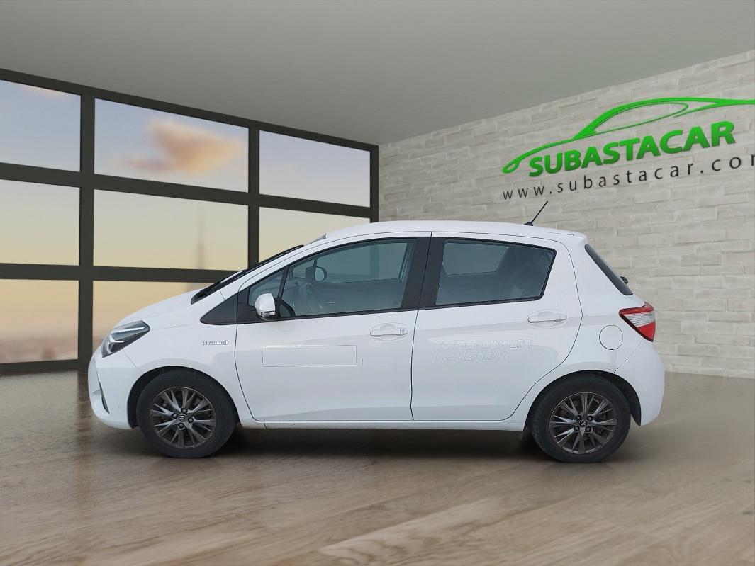 TOYOTA Yaris (Yaris 1.5 100H Active 100CV) en Madrid
