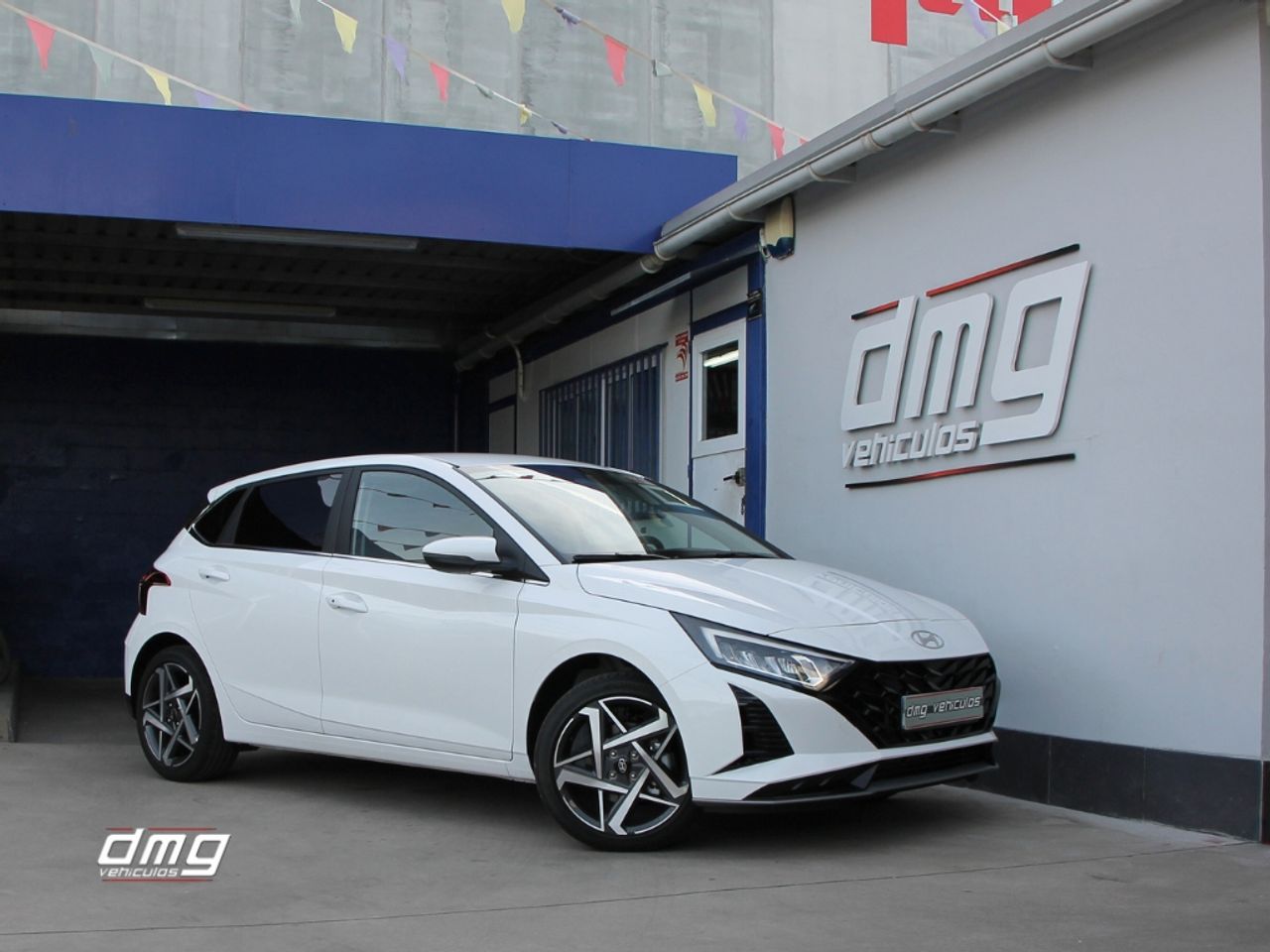 HYUNDAI i20 (1.0 TGDI 48V TECNO) en Barcelona