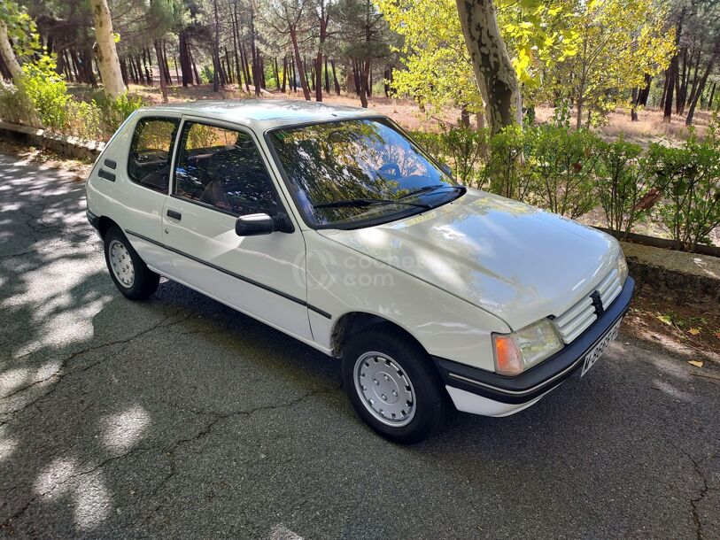 Foto del PEUGEOT 205 1.6 GT