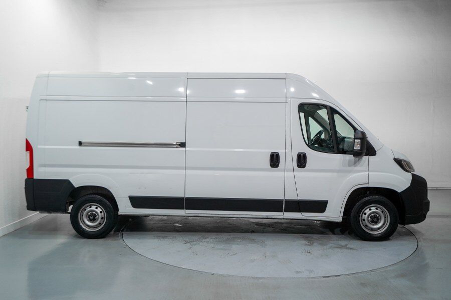 Foto del CITROEN Jumper Fg. 2.2BlueHDi 35 L3H2 S&S 140