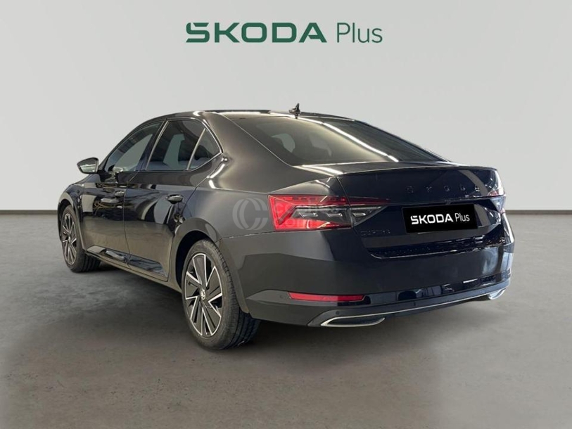Foto del SKODA Superb Combi 1.4 TSI iV P-HEV SportLine DSG