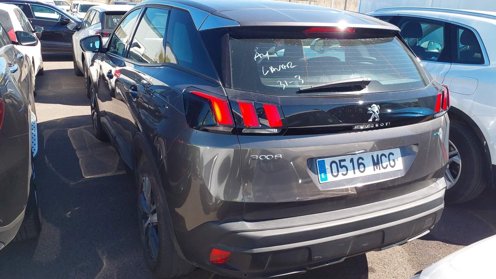 Foto del PEUGEOT 3008 HYB PHEV 225 Active Pack e-EAT8