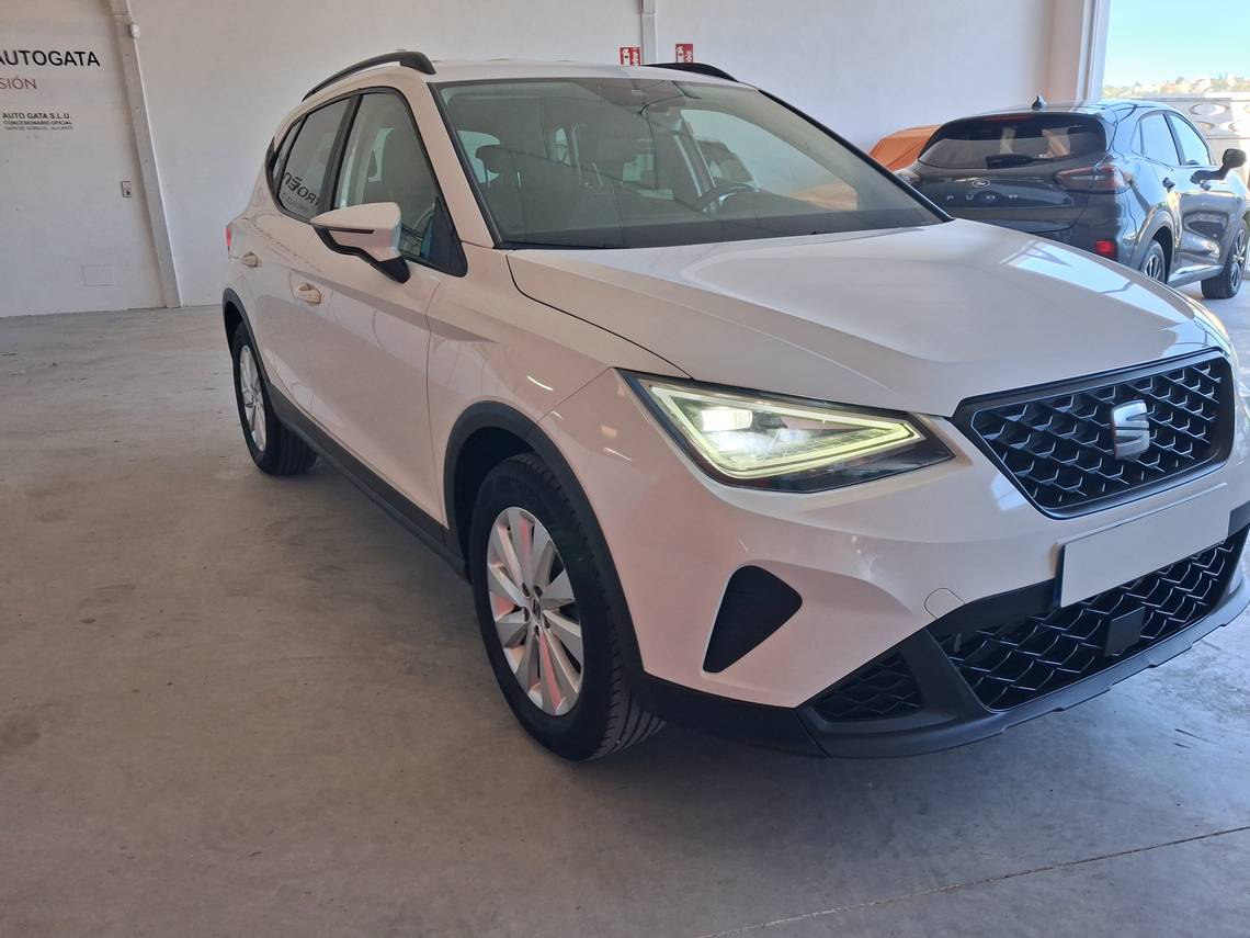 Foto del SEAT Arona 1.0 TSI S&S Style DSG7 XM Edition 110