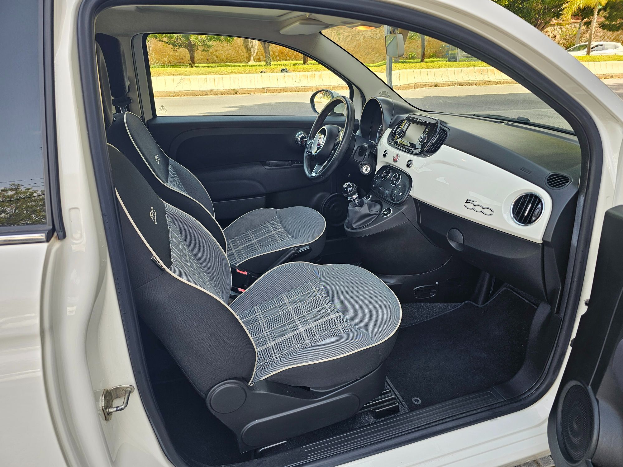 Foto del FIAT 500 1.2 GLP Lounge