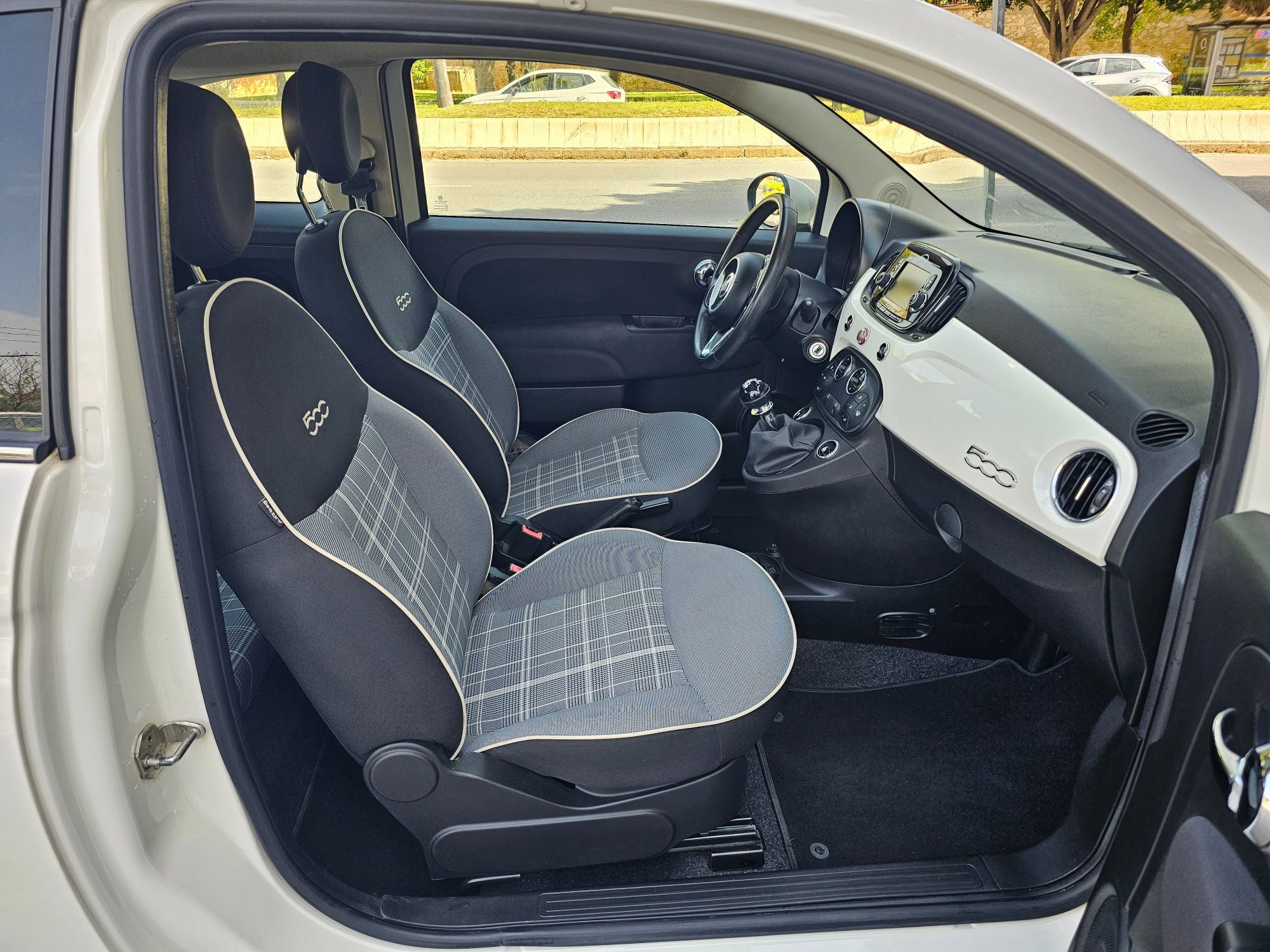 Foto del FIAT 500 1.2 GLP Lounge