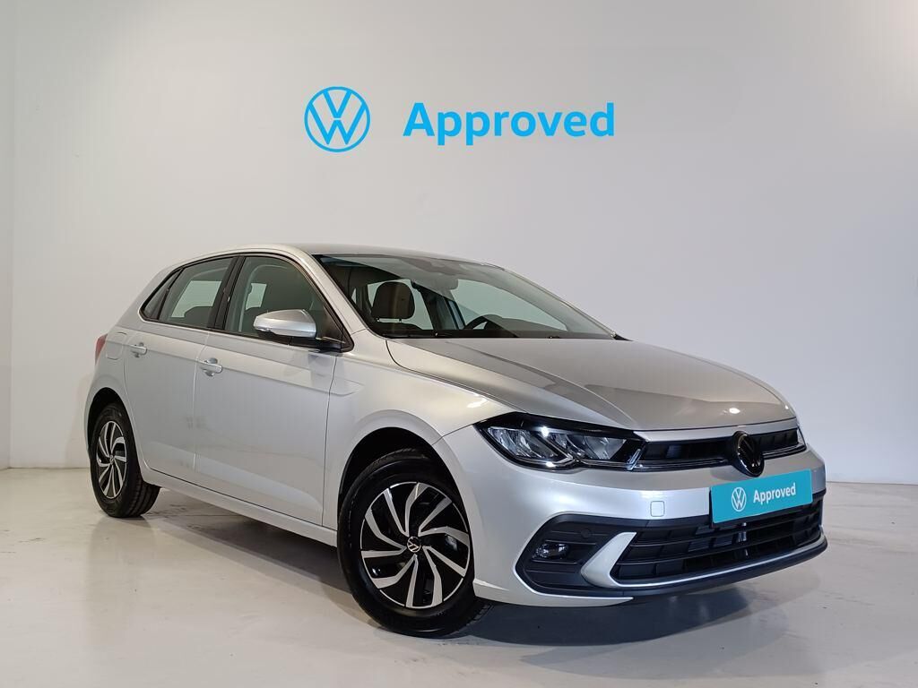 VOLKSWAGEN Polo (Life 1.0 TSI 70 kW (95 CV)) en Barcelona