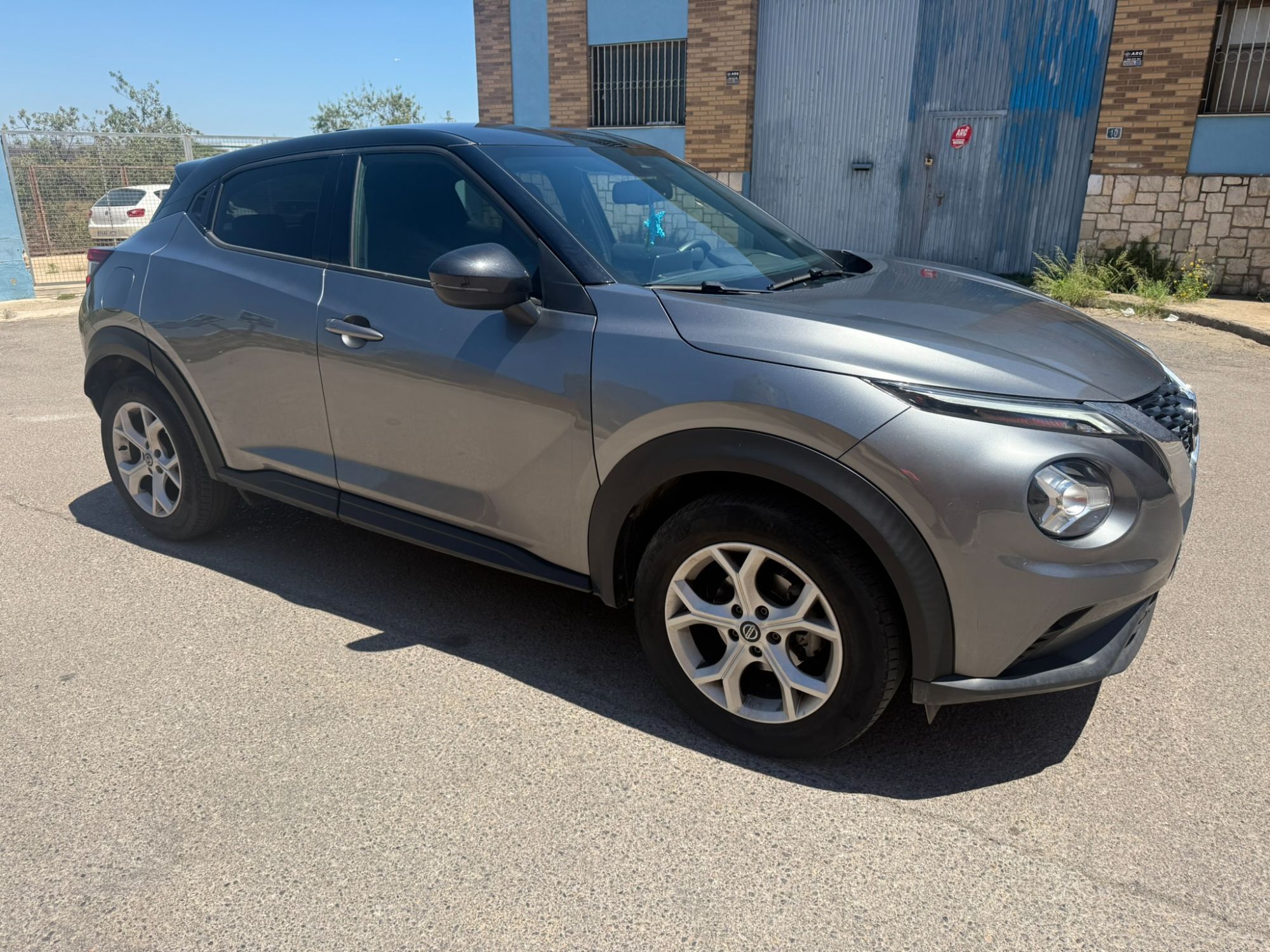 Foto del NISSAN Juke 1.0 DIG-T N-Connecta 4x2 DCT 7 114