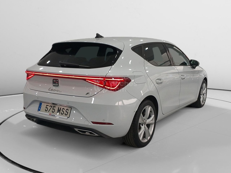 Foto del SEAT León 1.0 TSI S&S FR 25º Aniversario 110