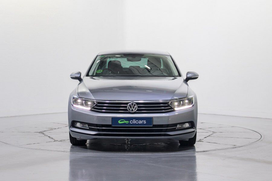 Foto del VOLKSWAGEN Passat 2.0TDI R-Line Exclusive DSG7 110kW