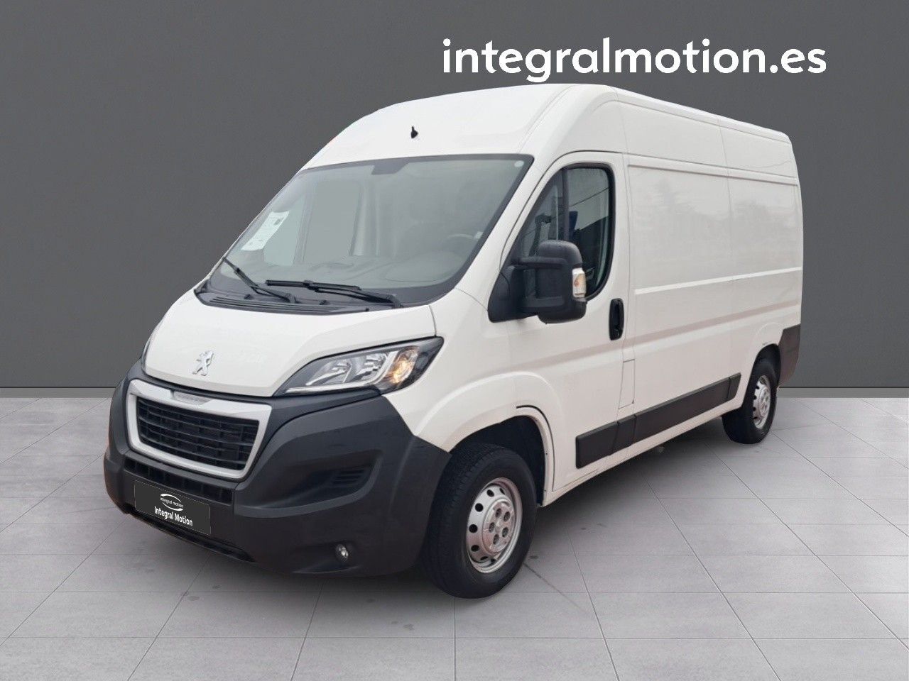Foto del PEUGEOT Boxer Furgón 2.2BlueHDI 335 L2H2 S&S 140