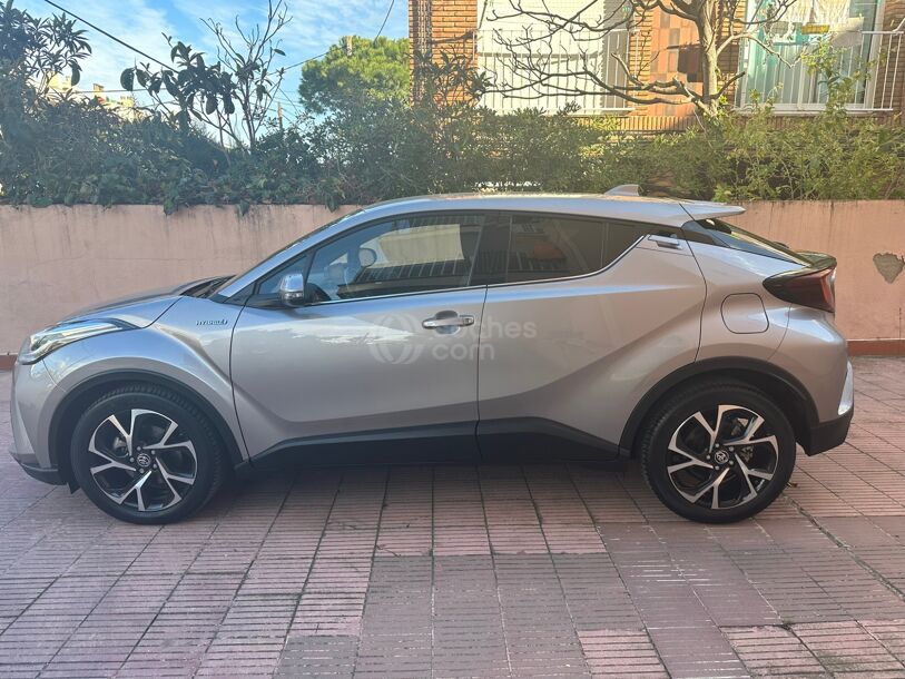 Foto del TOYOTA C-HR 125H Advance