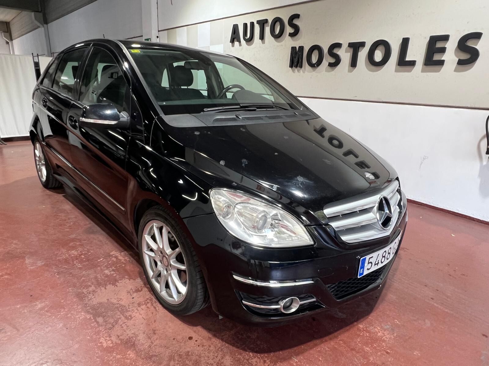 MERCEDES Clase B (B 180CDI) en Madrid