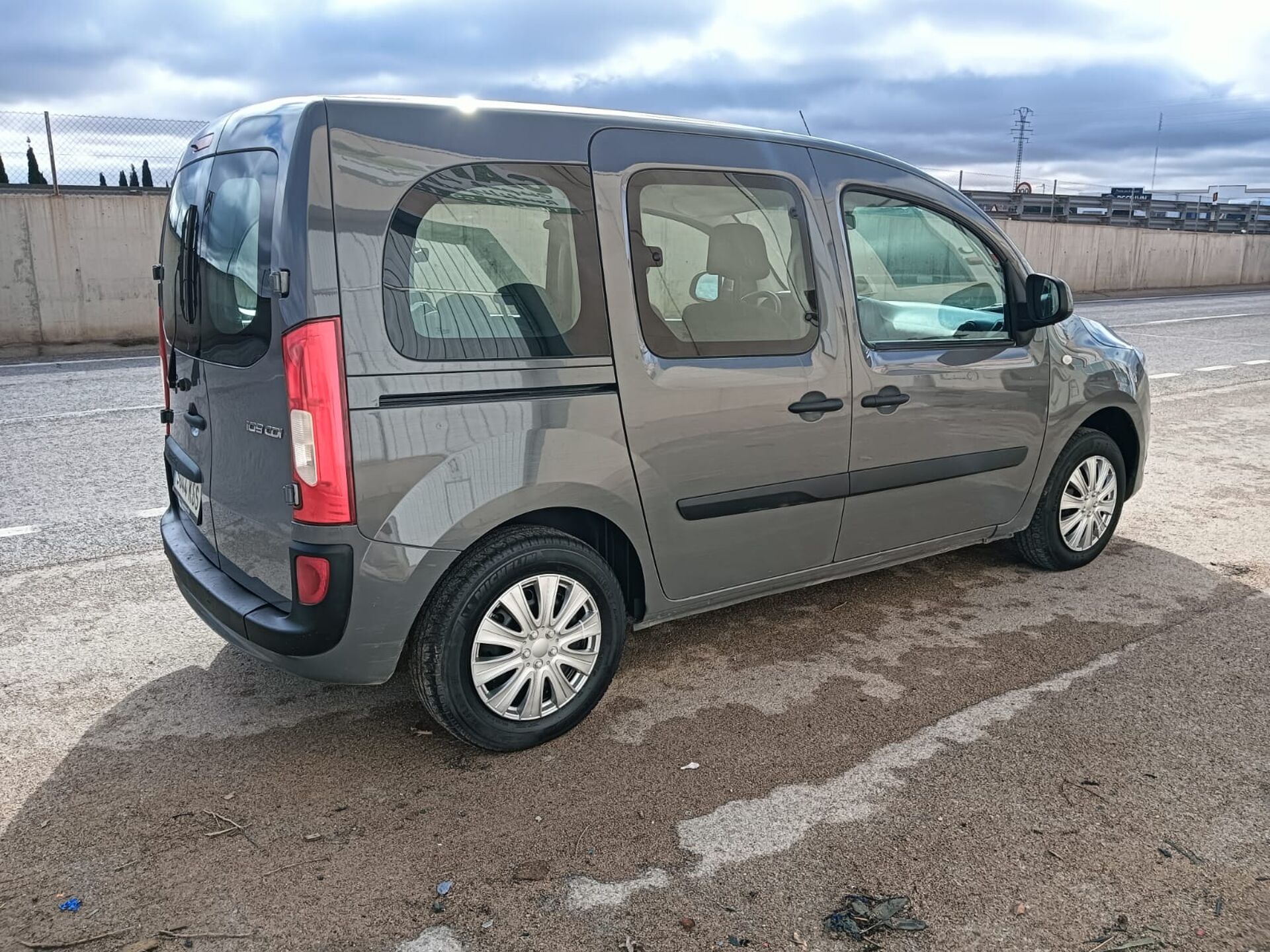 Imagen 3 de MERCEDES Citan