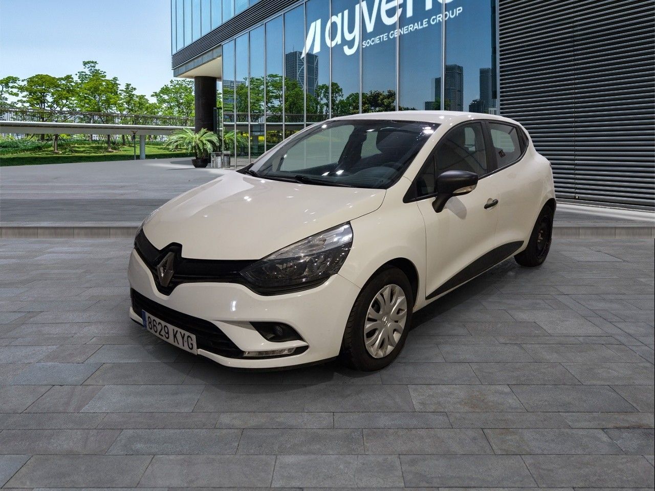 RENAULT Clio (Business dCi 55 kW (75 CV)) en Madrid