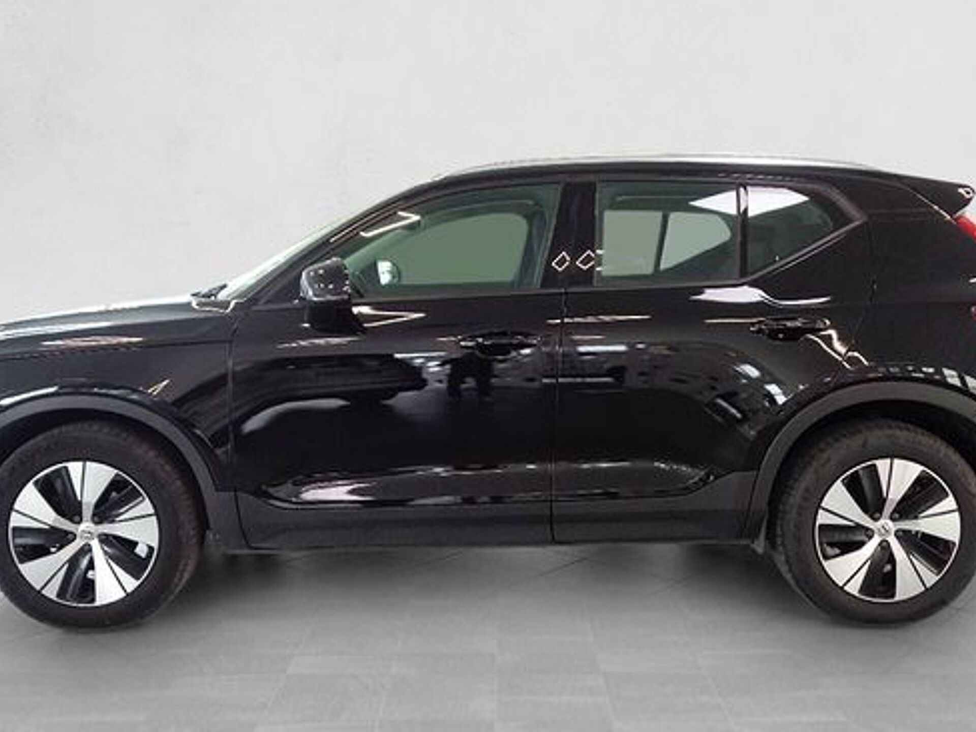 Imagen 3 de VOLVO XC40