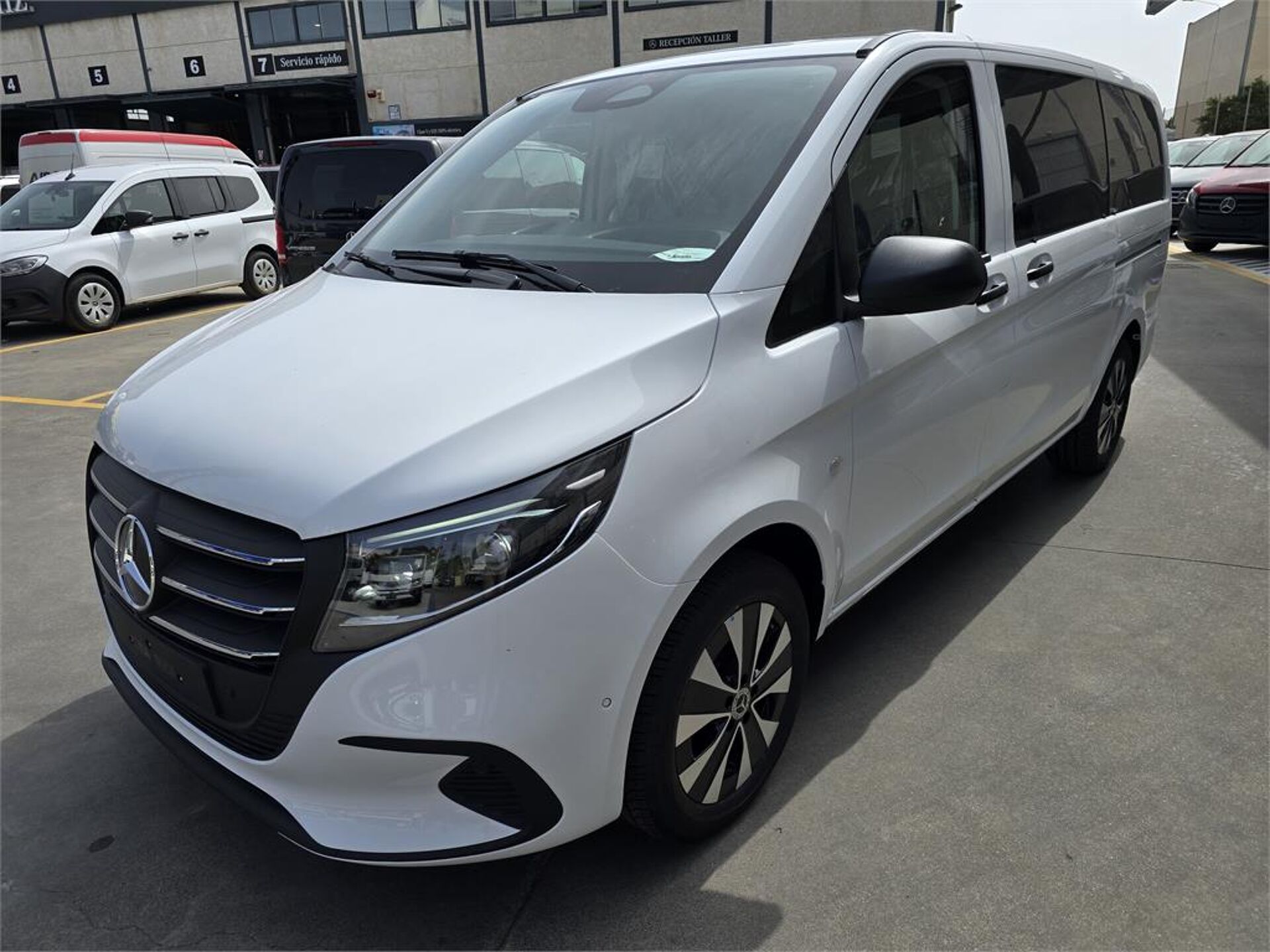 Imagen de MERCEDES Vito