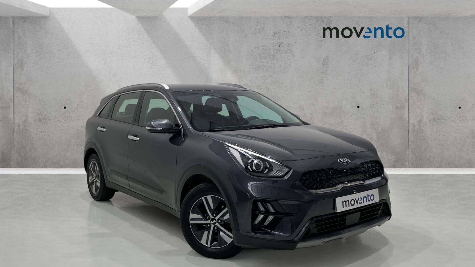 KIA Niro (1.6 GDi HEV Híbrido Drive 104 kW (141 CV)) en Barcelona