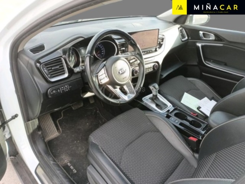 Foto del KIA XCeed 1.6 MHEV iMT Tech 136