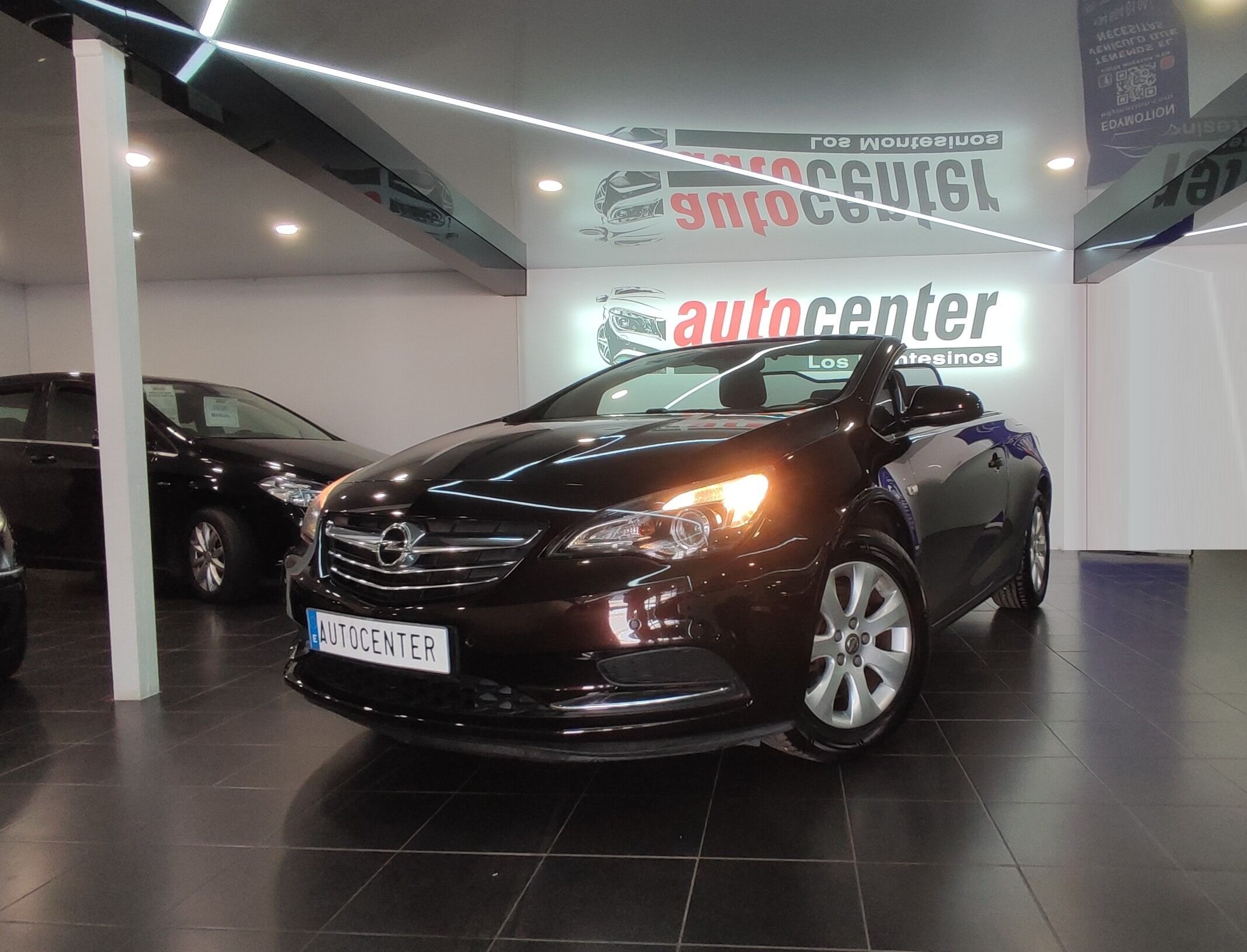 OPEL Cabrio (1.4 T S/S Excellence) en Alicante