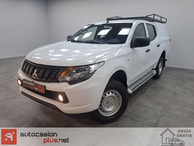 Foto del MITSUBISHI L200 2.2DI-D Doble Cabina M-PRO