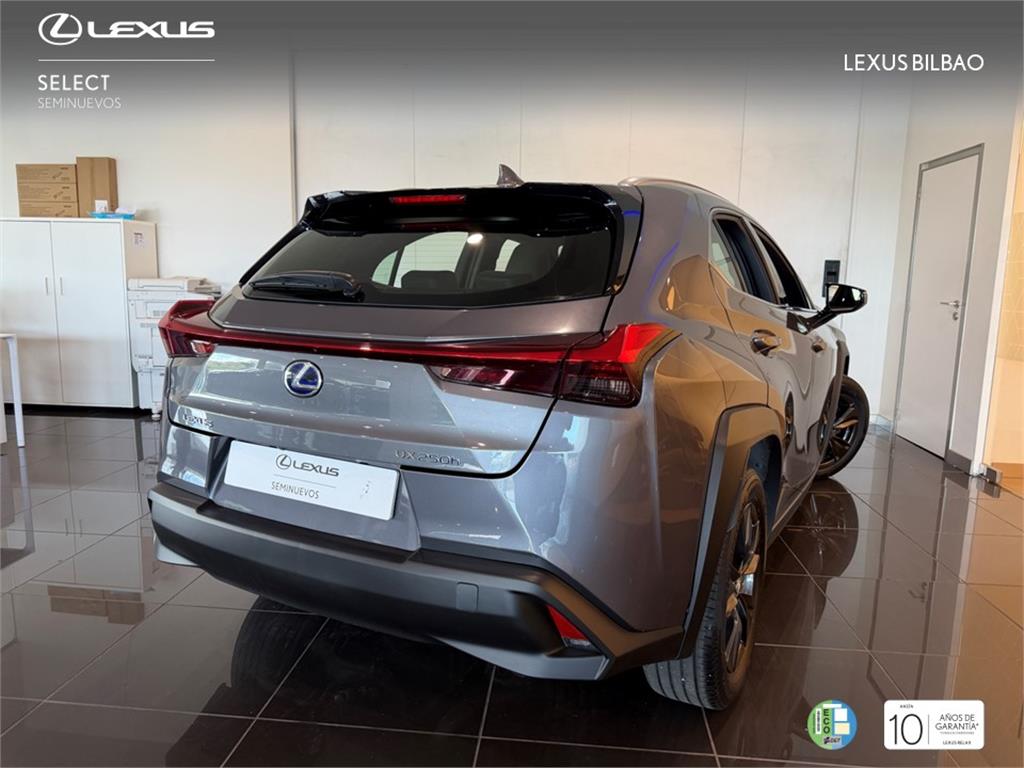 Foto del LEXUS UX 250h Business 2WD
