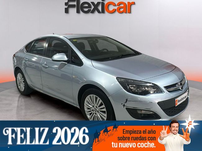 OPEL Astra (1.6 CDTi S/S 110 CV Selective) en Cádiz