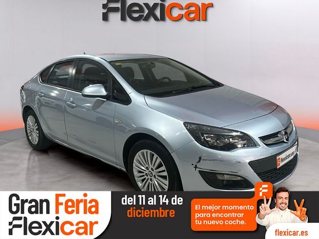 OPEL Astra (1.6 CDTi 110 CV Excellence) en Cádiz