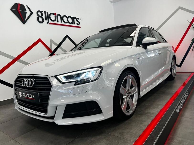 Foto del AUDI A3 Sedán 35 TDI S line S tronic 110kW