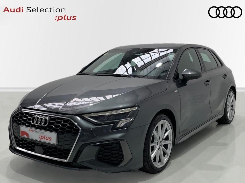 AUDI A3 (Black line edition 35 TFSI 110 kW (150 CV)) en Barcelona