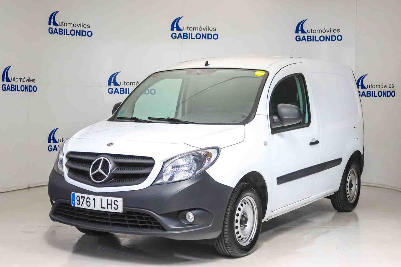 MERCEDES Citan (109 CDI Furgon Largo) en Valladolid