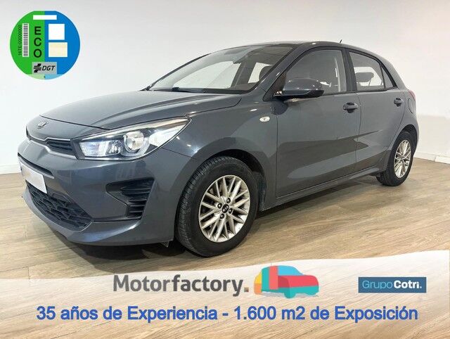 KIA Rio (1.0 T-GDi MHEV iMT Concept 74 kW (100 CV)) en Málaga
