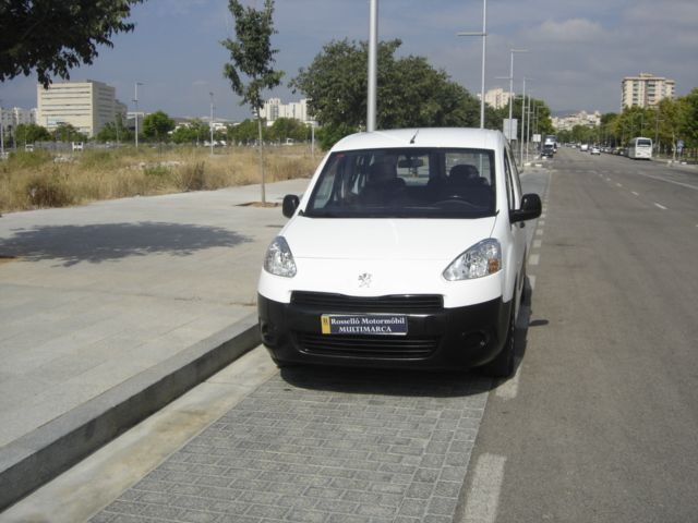 PEUGEOT Partner (Tepee 1.6HDI Access) en Baleares