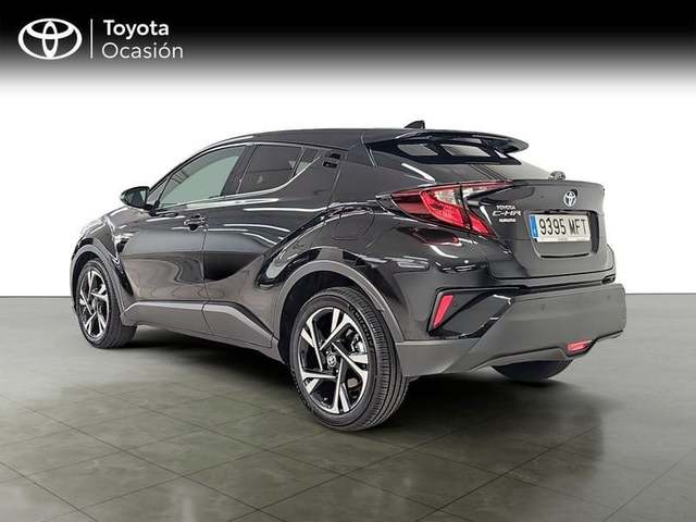 Foto del TOYOTA C-HR 125H Advance