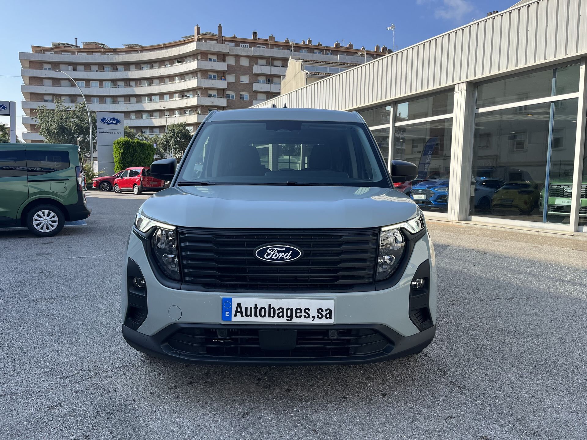 Imagen 2 de FORD Tourneo Courier