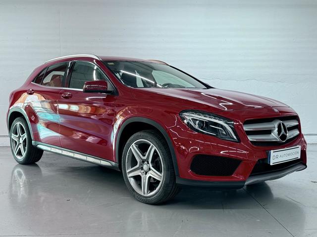 MERCEDES Clase GLA (200 d AMG Line 100 kW (136 CV)) en Barcelona