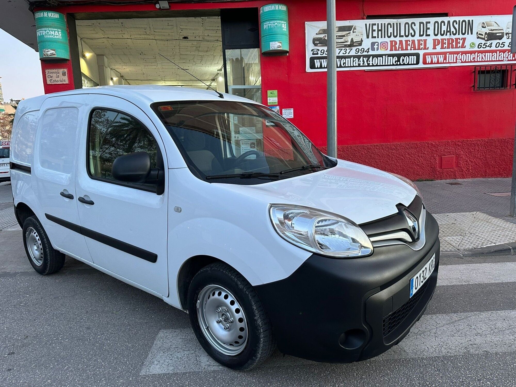 RENAULT Kangoo (Fg. 1.5dCi Profesional 66kW) en Málaga