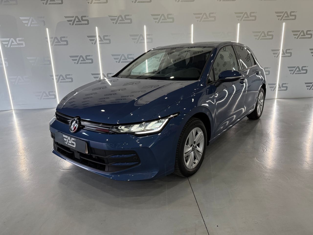 VOLKSWAGEN Golf (1.5 TSI 85kW (115CV)) en Girona