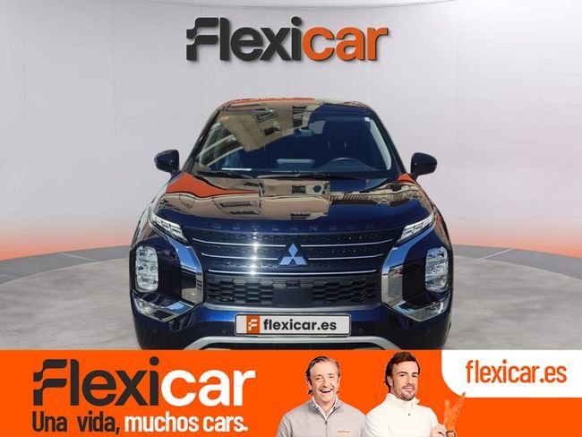 MITSUBISHI Outlander (SE 2.5 S - AWC 7 PLAZAS  184CV 2022) en Madrid