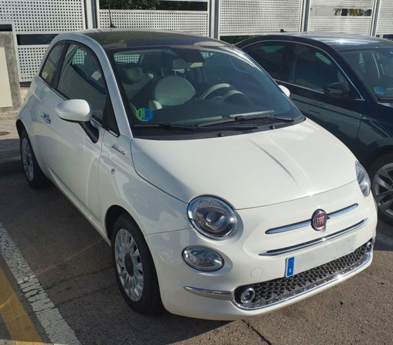 FIAT 500 (Dolcevita 1.0 Hybrid 51KW (70 CV)) en Madrid