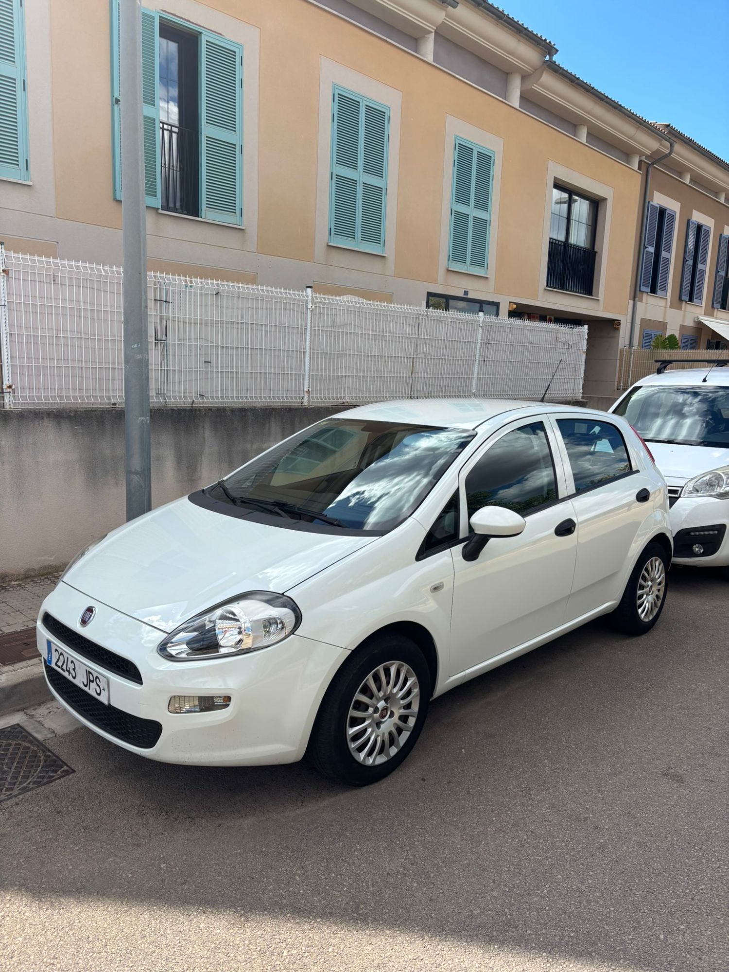 Foto del FIAT Punto 1.4 S&S Easy