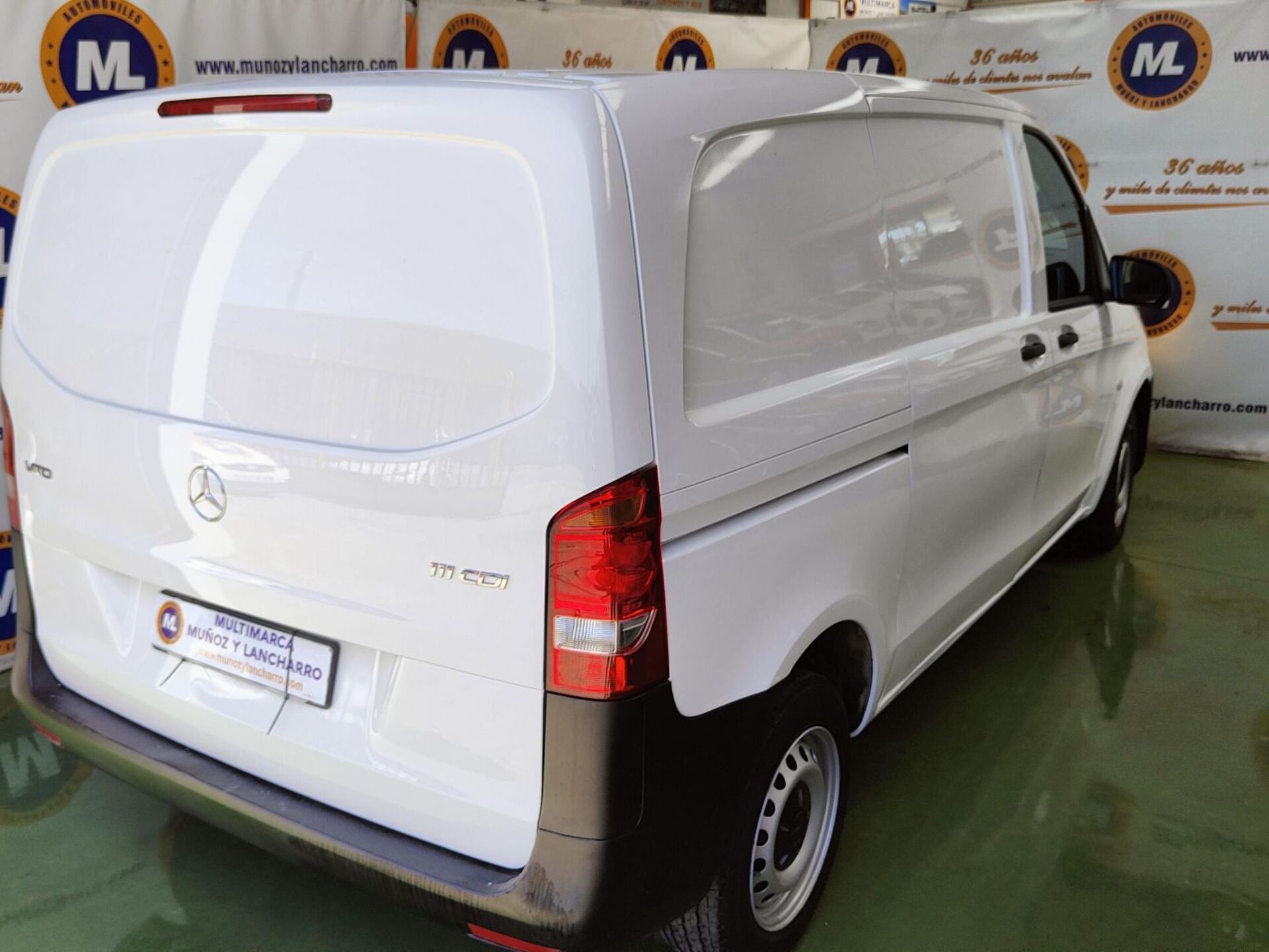Imagen 2 de MERCEDES Vito