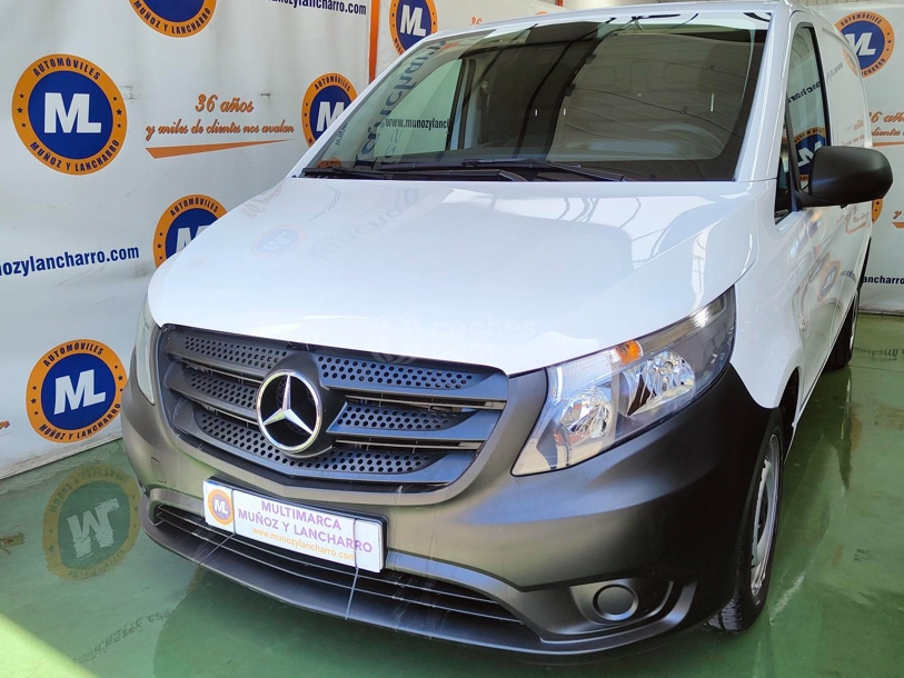 Foto del MERCEDES Vito Furgón 111CDI Compacta