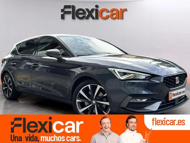 SEAT León (1.5 eTSI 110kW DSG-7 S&S FR) en Barcelona