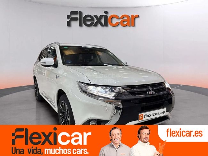 Foto del MITSUBISHI Outlander PHEV Kaiteki 4WD