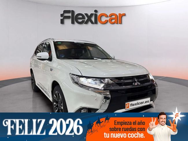 MITSUBISHI Outlander (2.0 PHEV Kaiteki Auto 4WD) en Barcelona