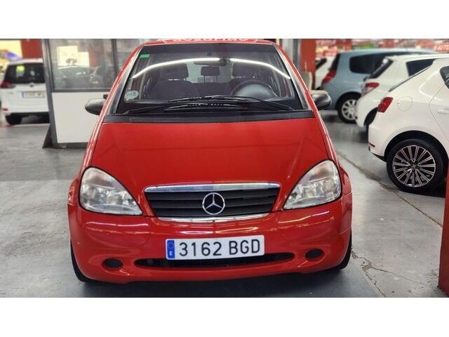 MERCEDES Clase A (140 Classic 60 kW (82 CV)) en Barcelona
