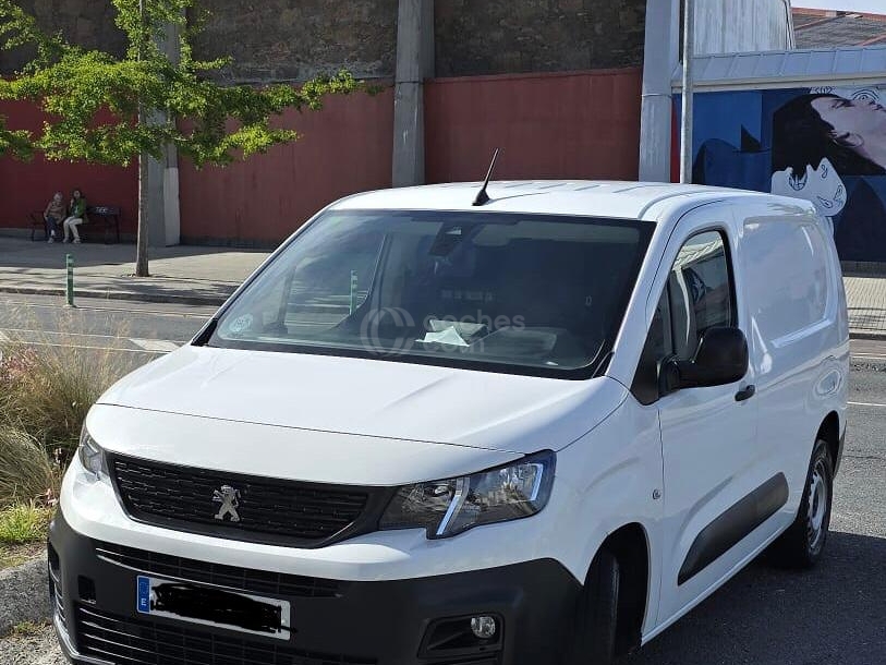 Foto del PEUGEOT Partner 1.5BlueHDI Premium Standard 1000kg 75